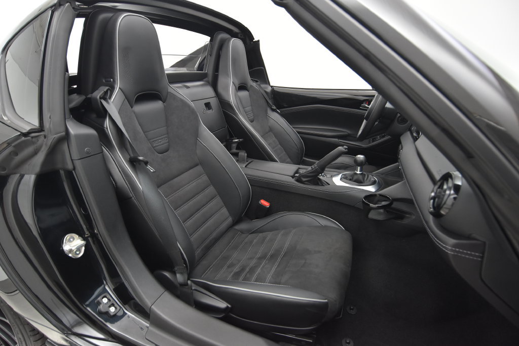 Certified 2025 MAZDA MX-5 Miata RF Club RWD image 28