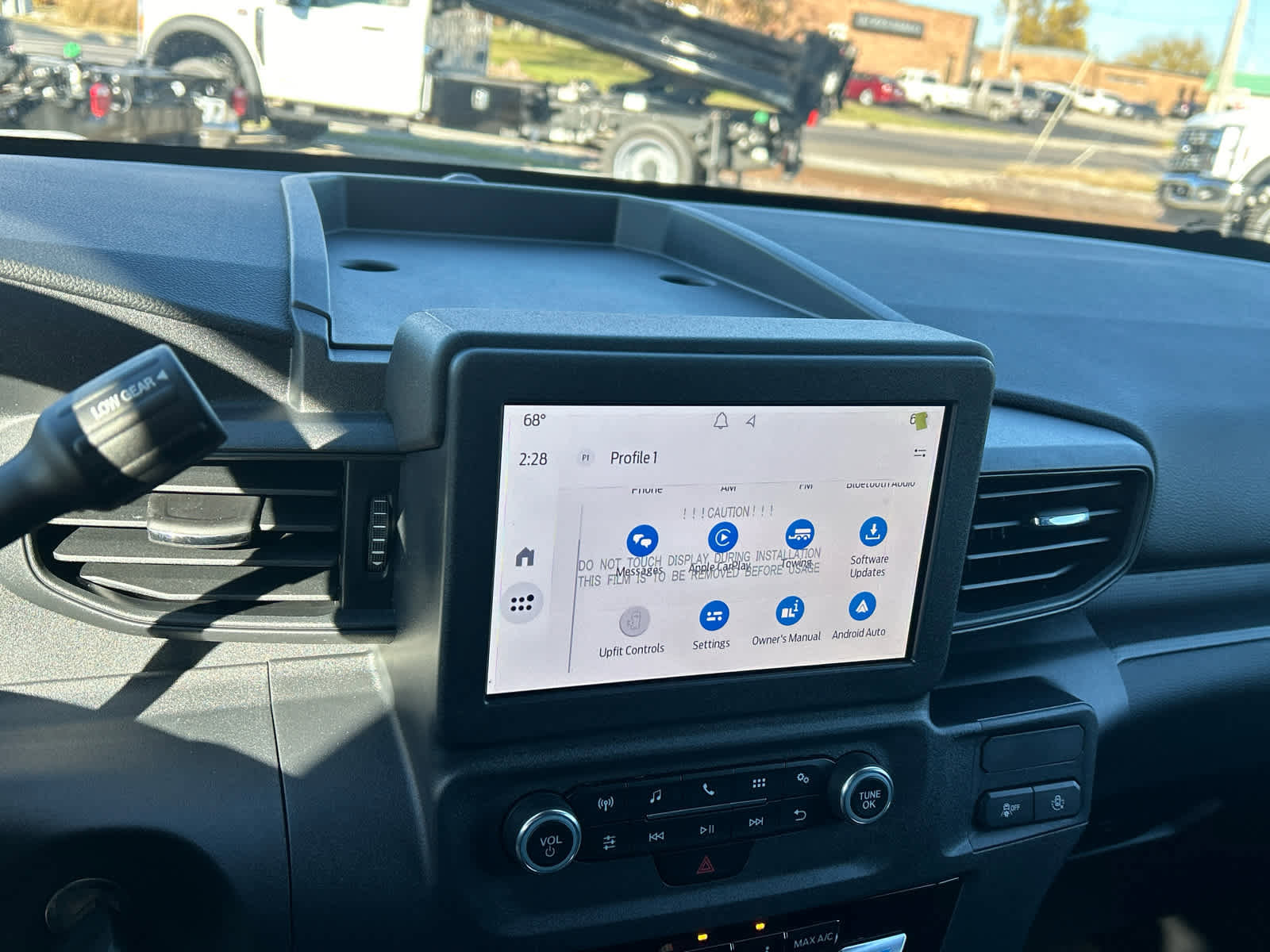 New 2026 Ford Explorer w/ Ready For The Road Package image 27