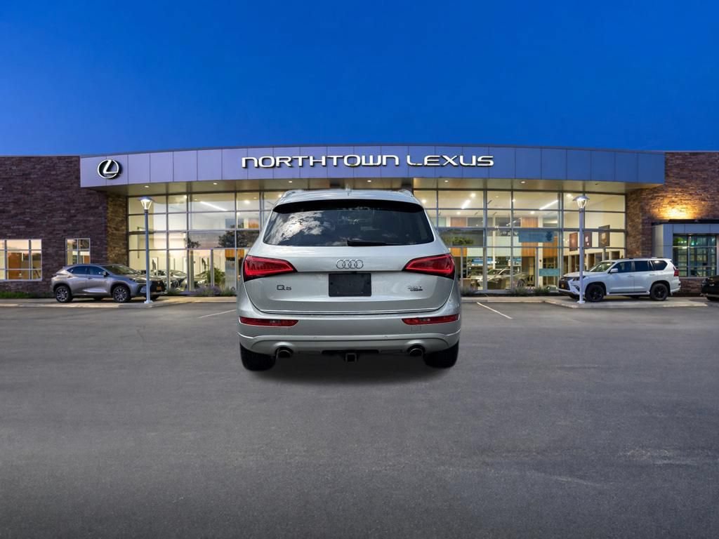 Used 2017 Audi Q5 2.0T Premium Plus w/ Technology Package AWD/4WD image 21
