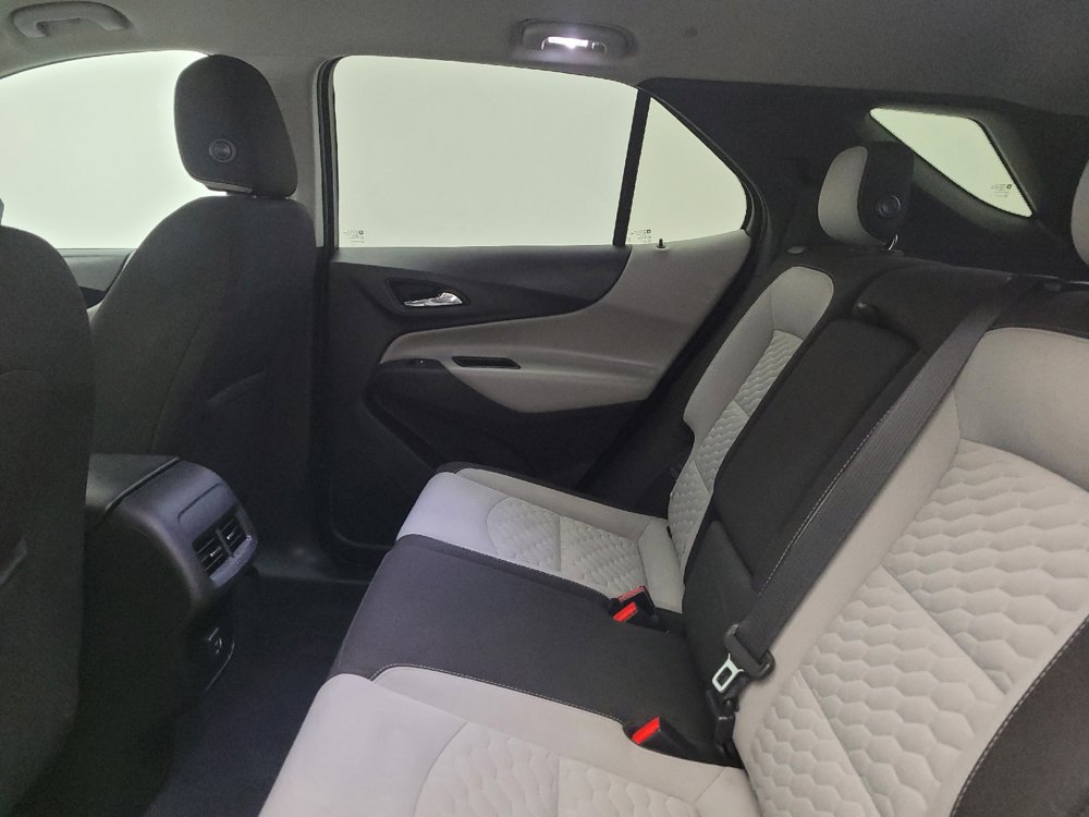 Used 2020 Chevrolet Equinox LS w/ LS Convenience Package image 18