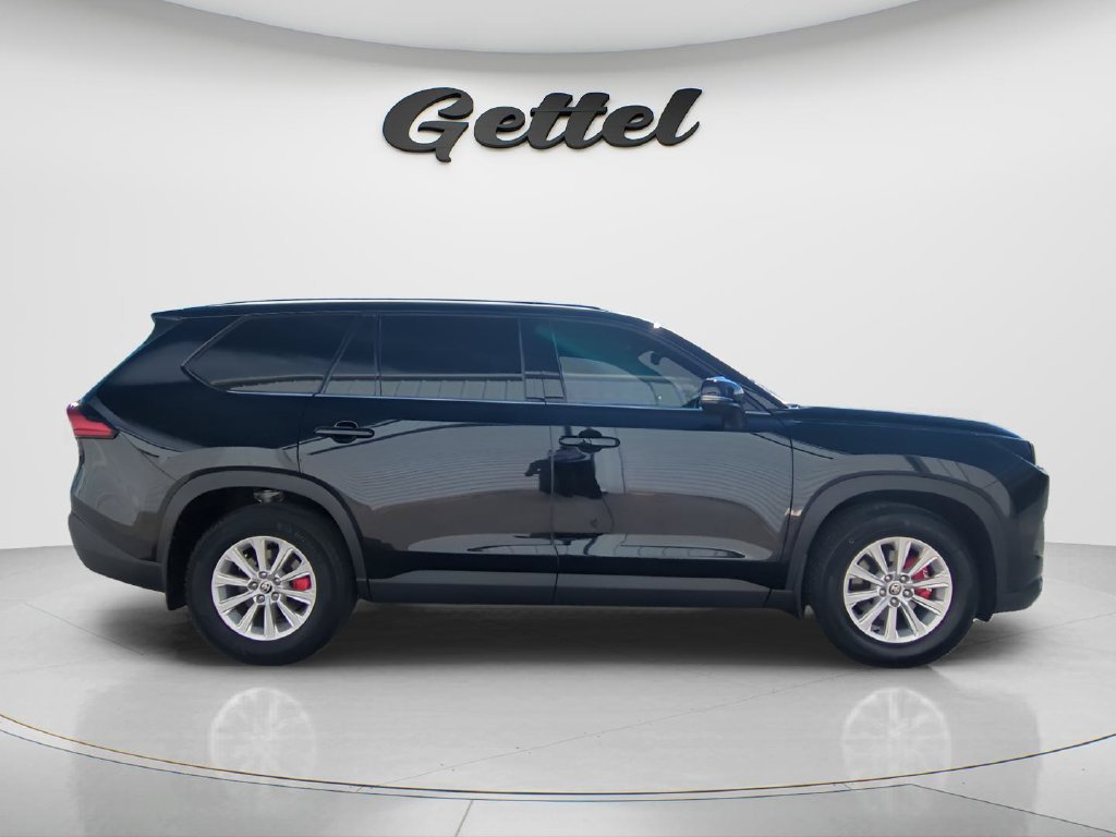 Used 2024 Toyota Grand Highlander FWD image 4