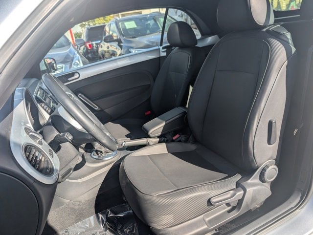 Used 2015 Volkswagen Beetle 1.8T image 7