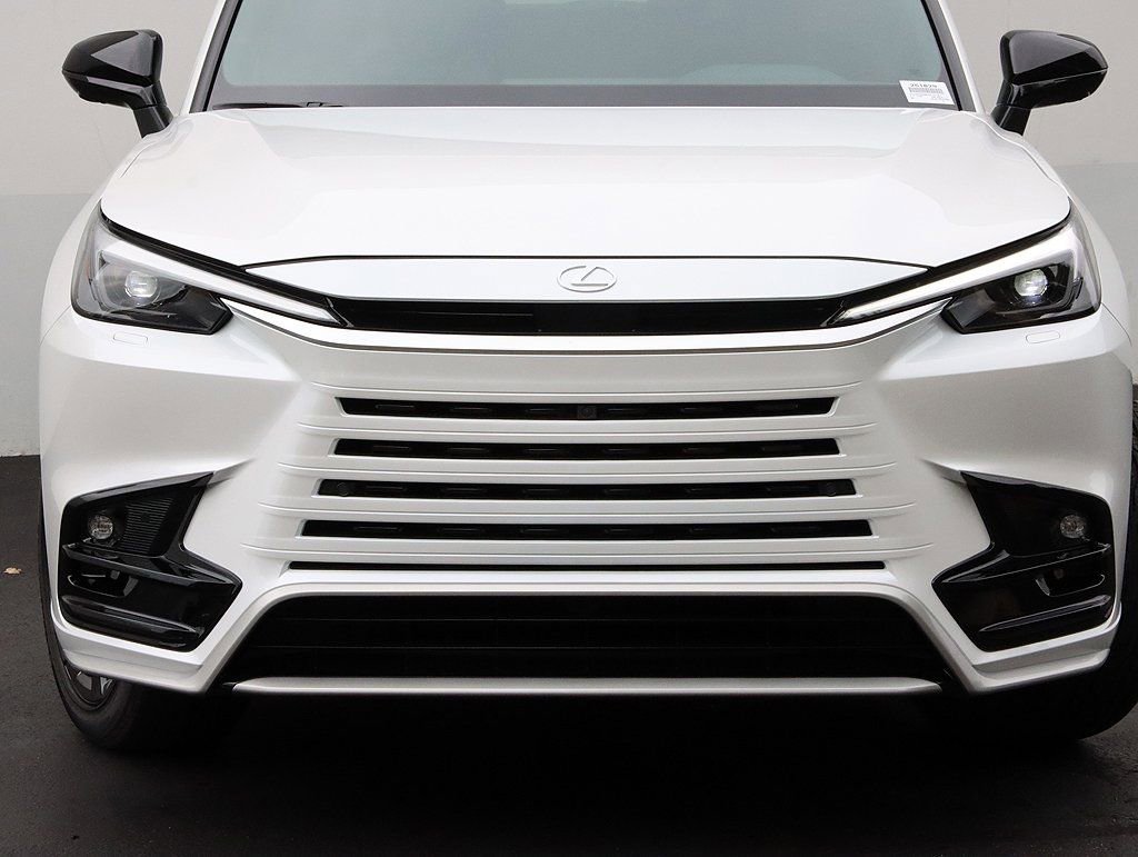 New 2026 Lexus TX 500h AWD image 6