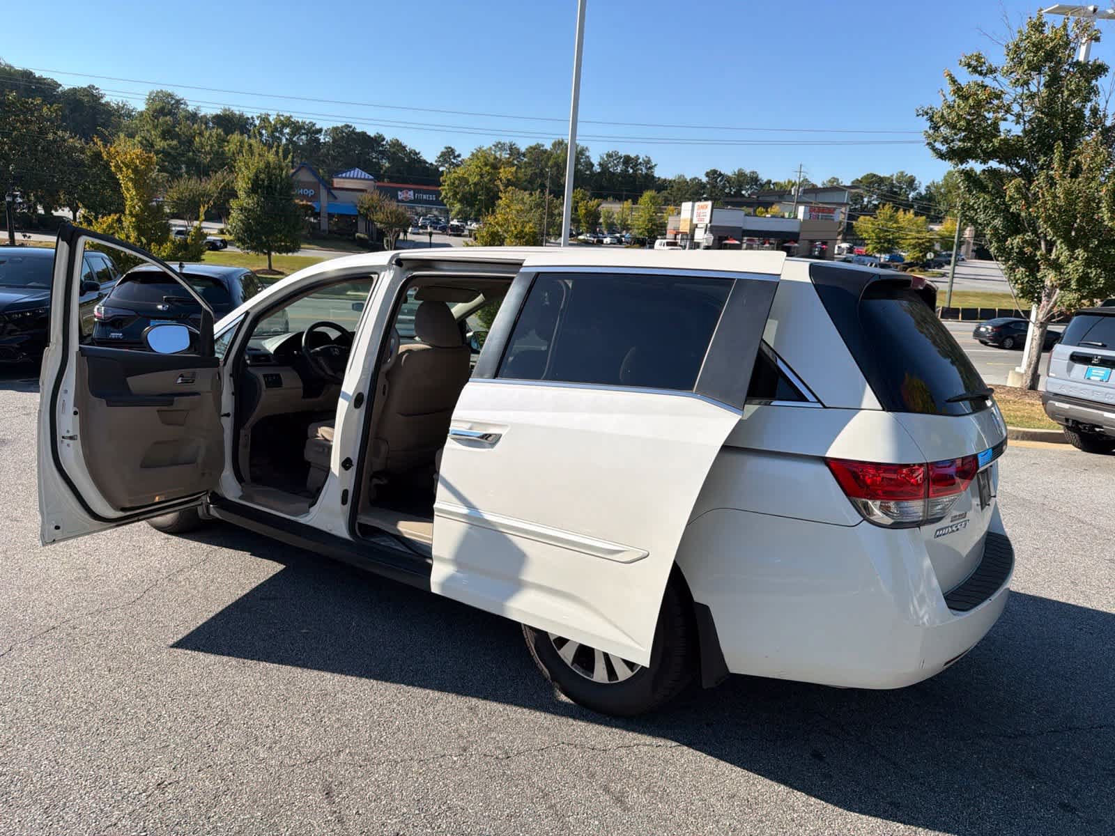 Used 2016 Honda Odyssey SE image 20
