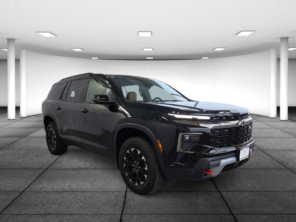 New 2027 Chevrolet Traverse Z71 w/ Enhanced Driving Package AWD/4WD image 3