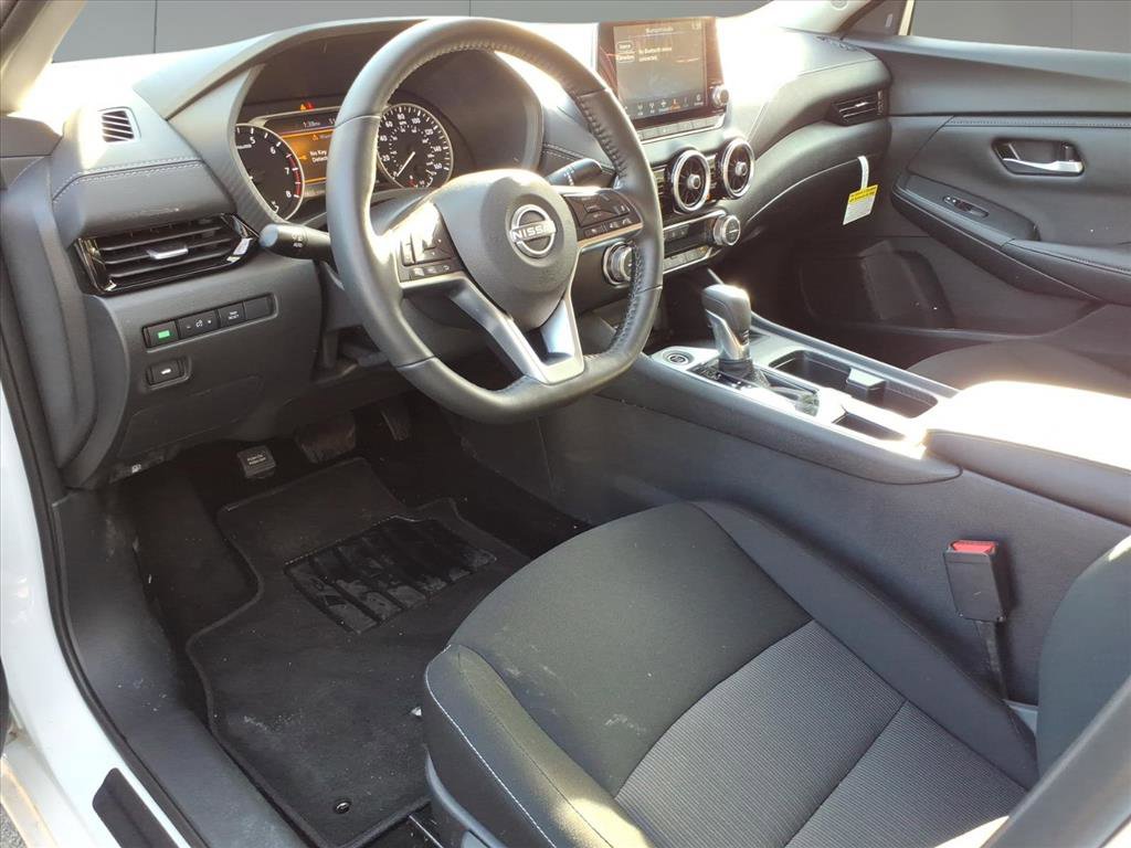Used 2025 Nissan Sentra SV w/ All-Weather Package image 10