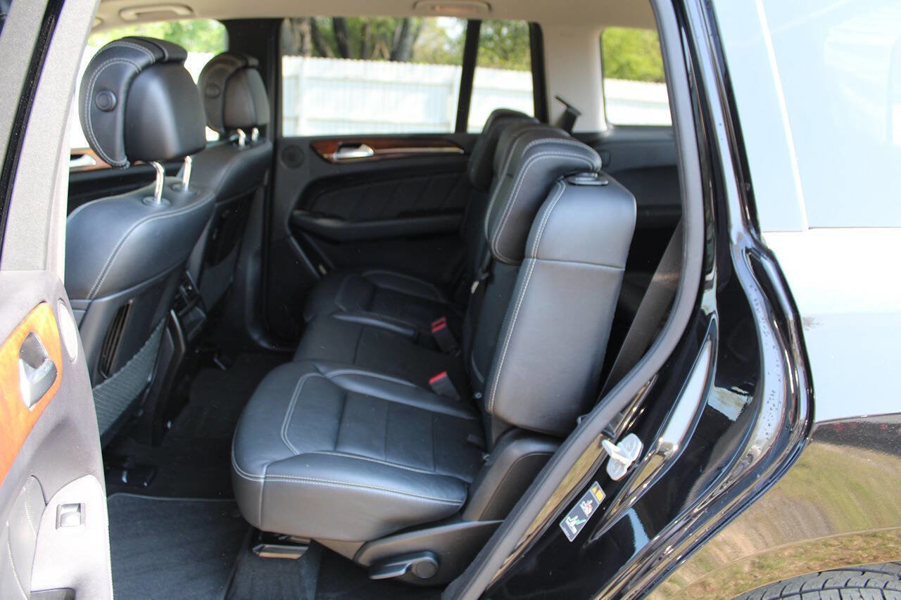 Used 2015 Mercedes-Benz GL 320 BlueTEC 4MATIC image 31