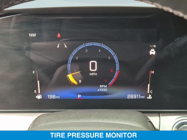 Used 2024 Chevrolet Trax LT w/ LT Convenience Package FWD image 19