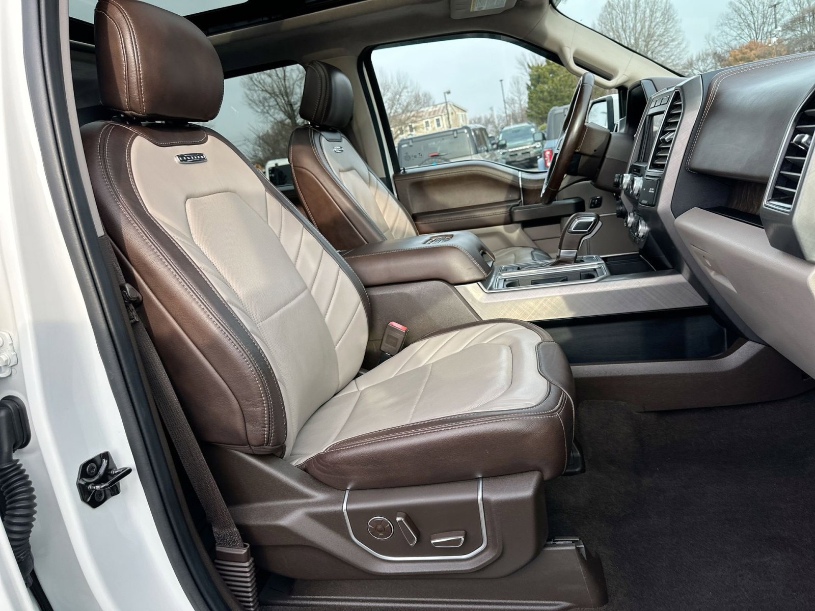 Used 2020 Ford F150 Limited w/ Trailer Tow Package image 38