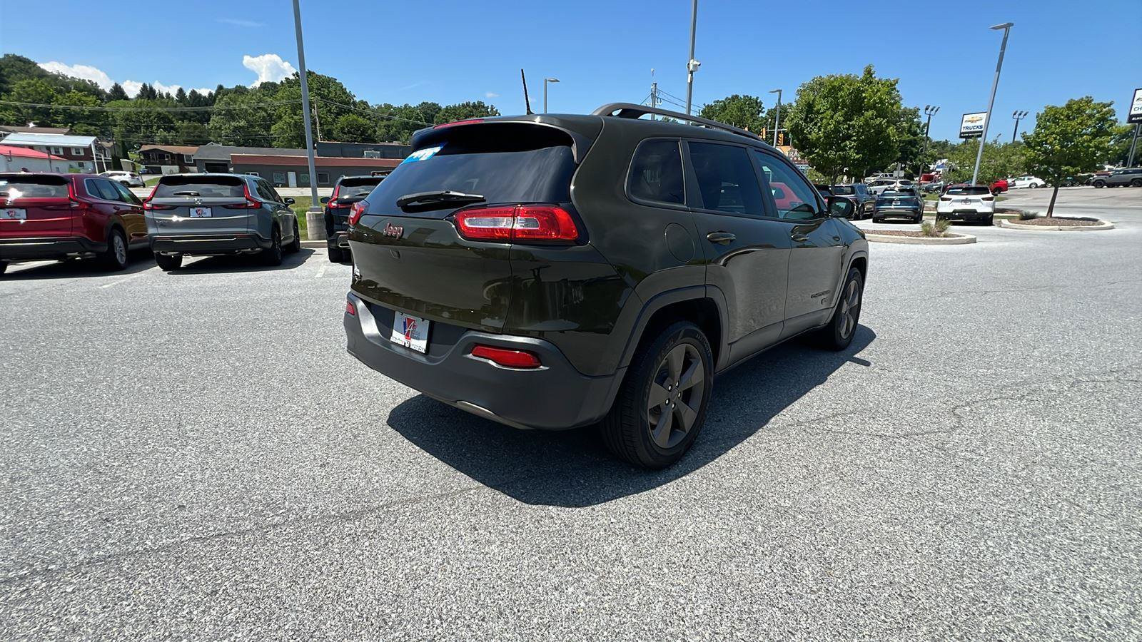 Used 2017 Jeep Cherokee 75th Anniversary AWD/4WD image 4