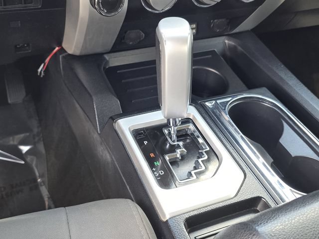 Used 2019 Toyota Tundra SR5 w/ Convenience Package AWD/4WD image 21