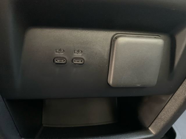 Used 2026 Chevrolet Traverse RS AWD/4WD image 19