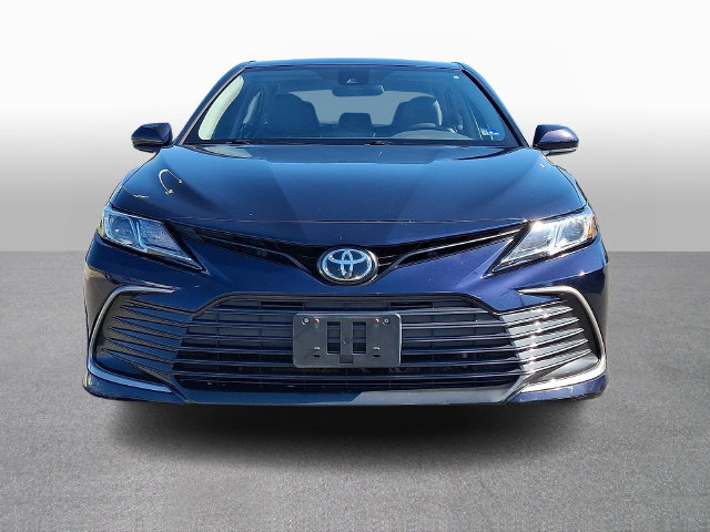 Used 2022 Toyota Camry LE FWD image 2