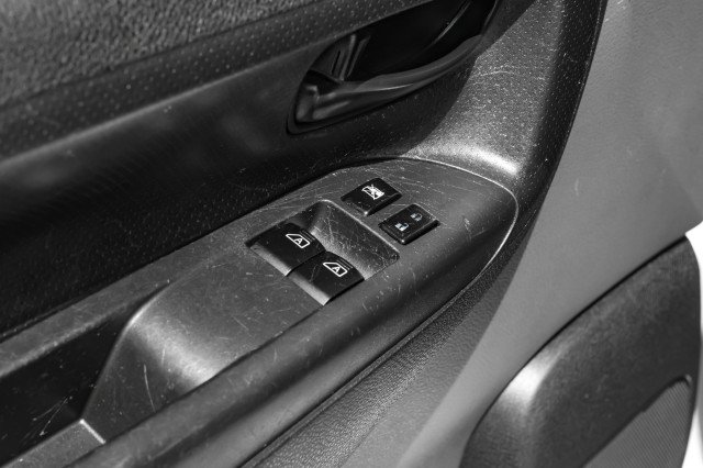 Used 2020 Nissan NV200 SV FWD image 33