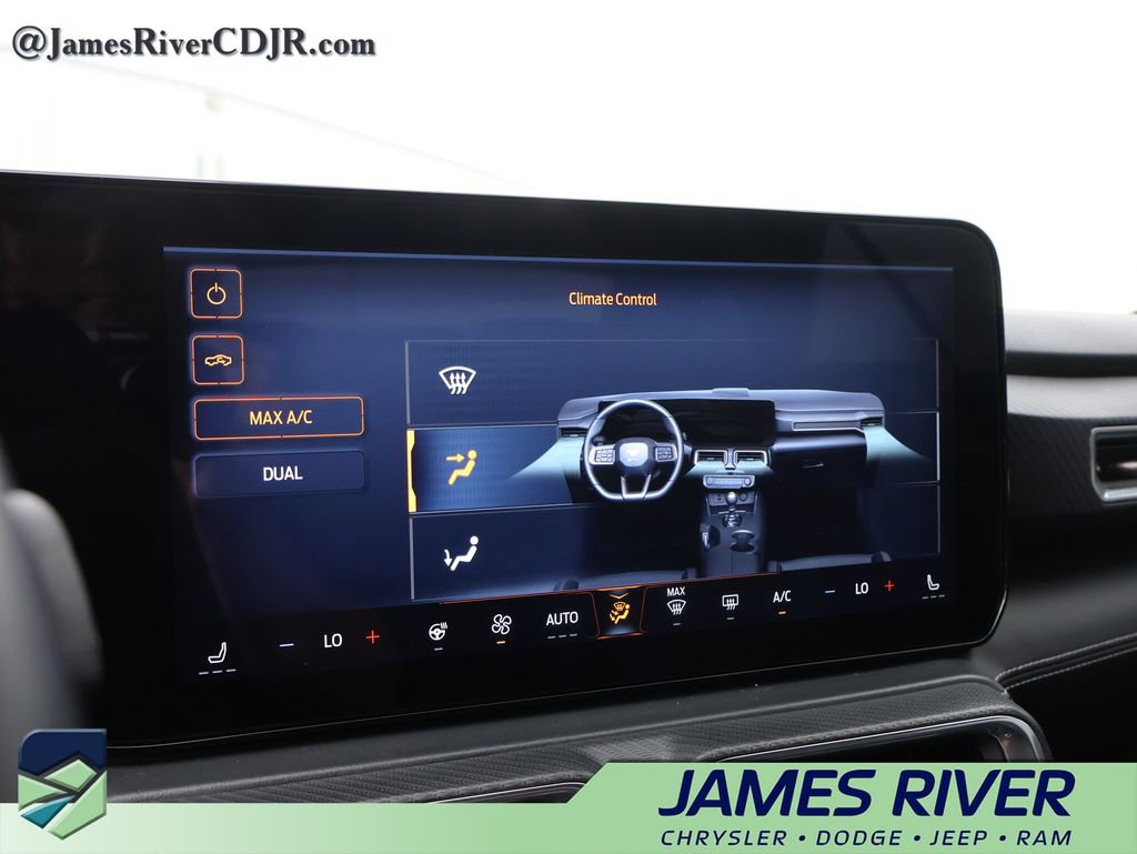 Used 2025 Ford Mustang Premium image 29