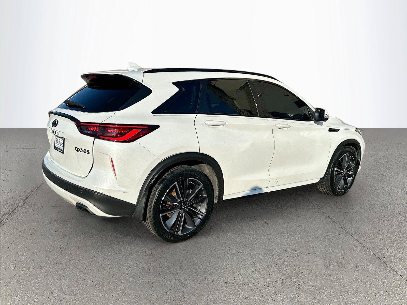 Used 2023 INFINITI QX50 Sport FWD image 4