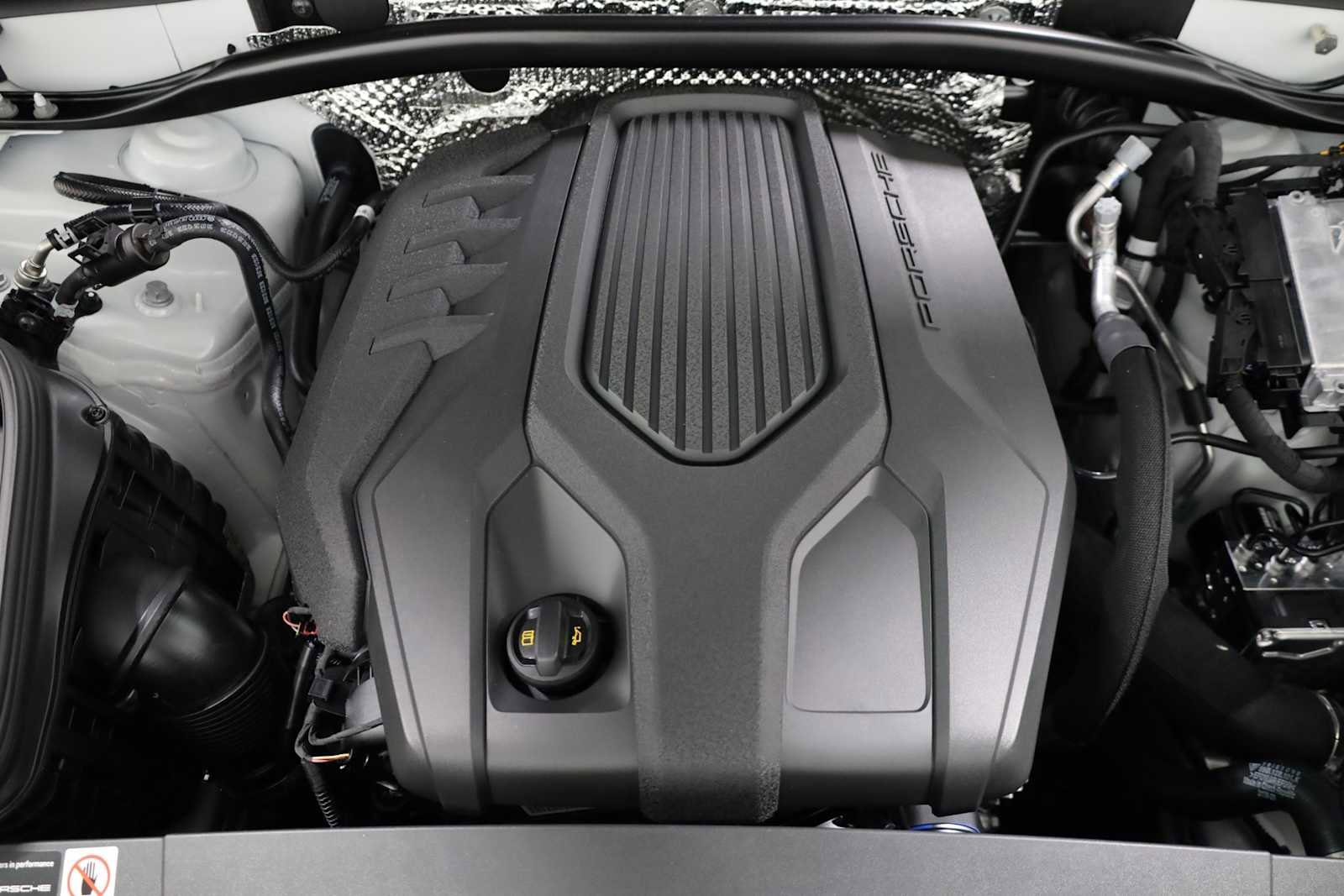 New 2026 Porsche Macan image 50