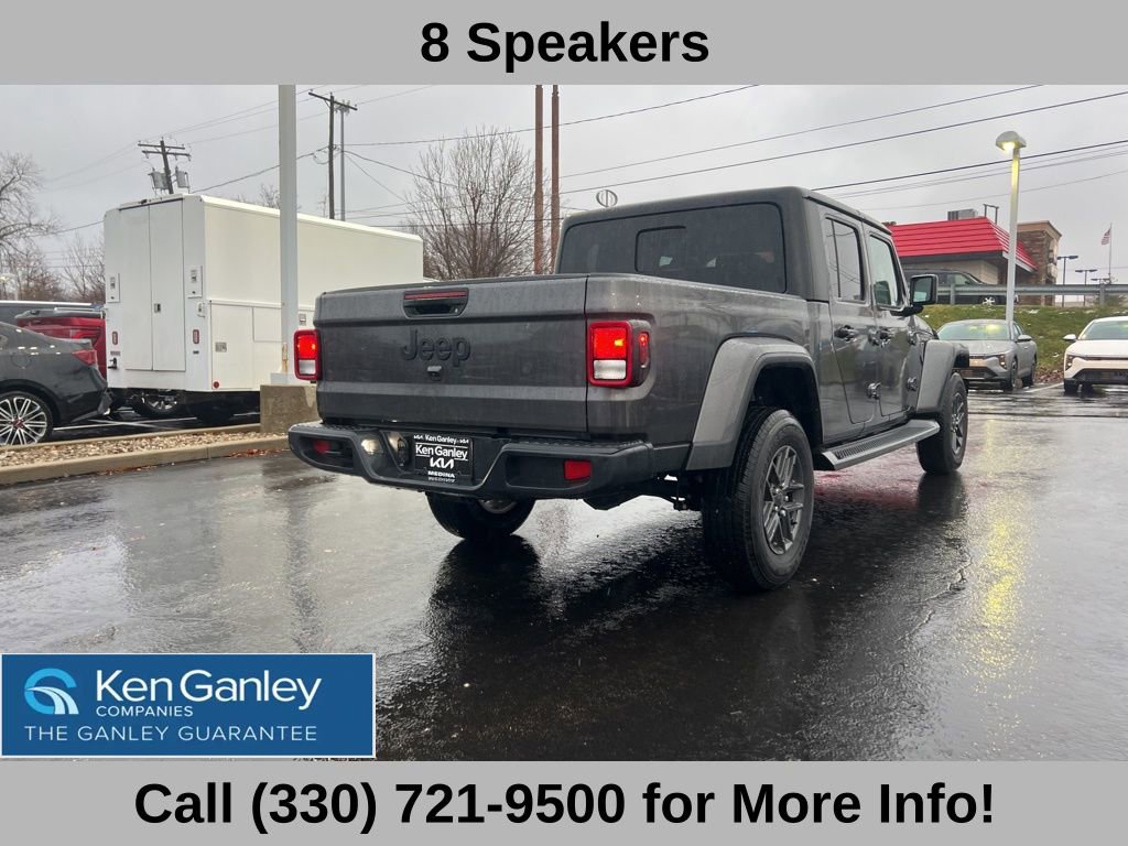 Used 2025 Jeep Gladiator Sport image 8