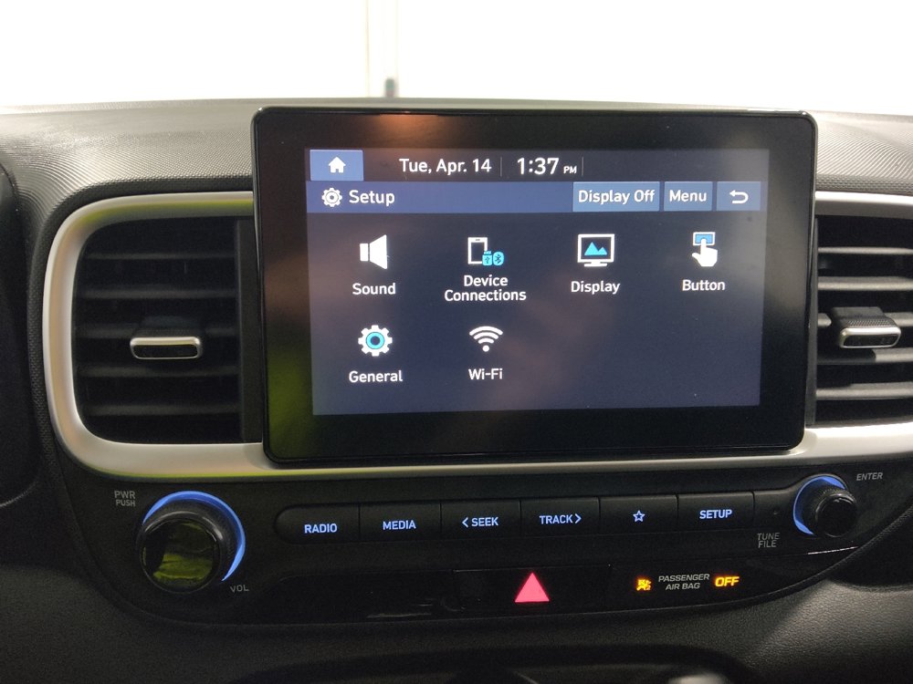 Used 2023 Hyundai Venue SEL FWD image 25
