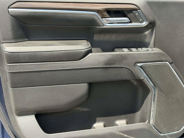 Used 2023 Chevrolet Silverado 1500 LT AWD/4WD image 15