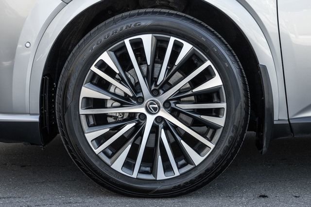 Used 2024 Lexus RX 350 w/ Convenience Package image 14