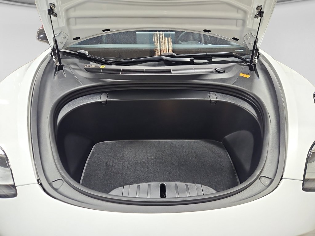 Used 2018 Tesla Model 3 Performance AWD/4WD image 25