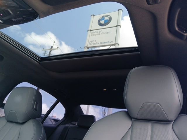 Certified 2025 BMW 530i w/ M Sport Package image 30