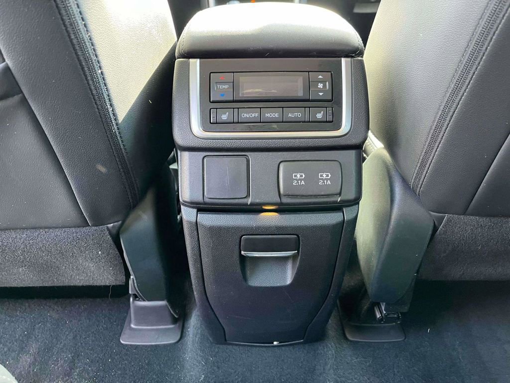 Used 2020 Subaru Ascent Limited w/ Popular Package #2 image 4