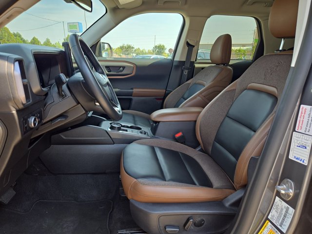 Used 2025 Ford Bronco Sport Outer Banks AWD/4WD image 16
