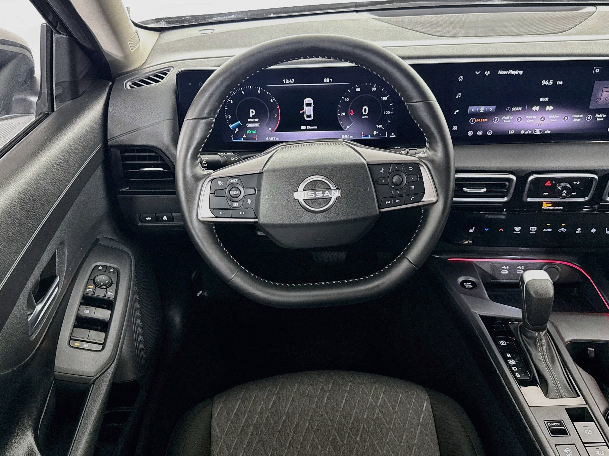 Used 2026 Nissan Sentra SV w/ SV Convenience Package FWD image 15