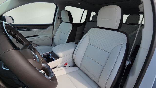 New 2026 GMC Acadia Denali w/ Super Cruise Package FWD image 27