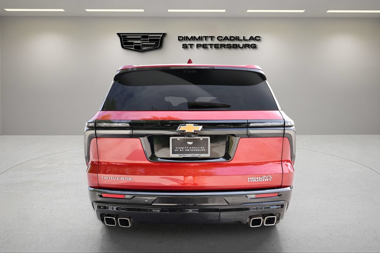 Used 2025 Chevrolet Traverse High Country w/ LPO, Floor Liner Package FWD image 4