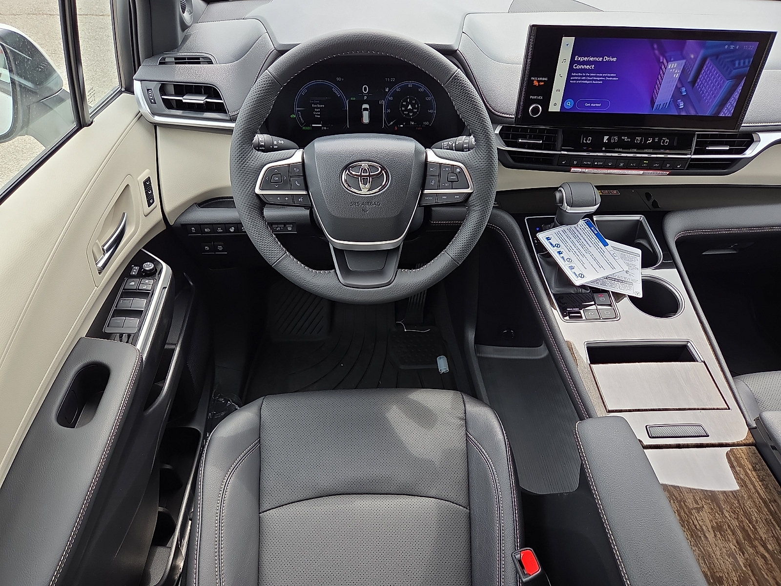 New 2026 Toyota Sienna Platinum AWD/4WD image 9