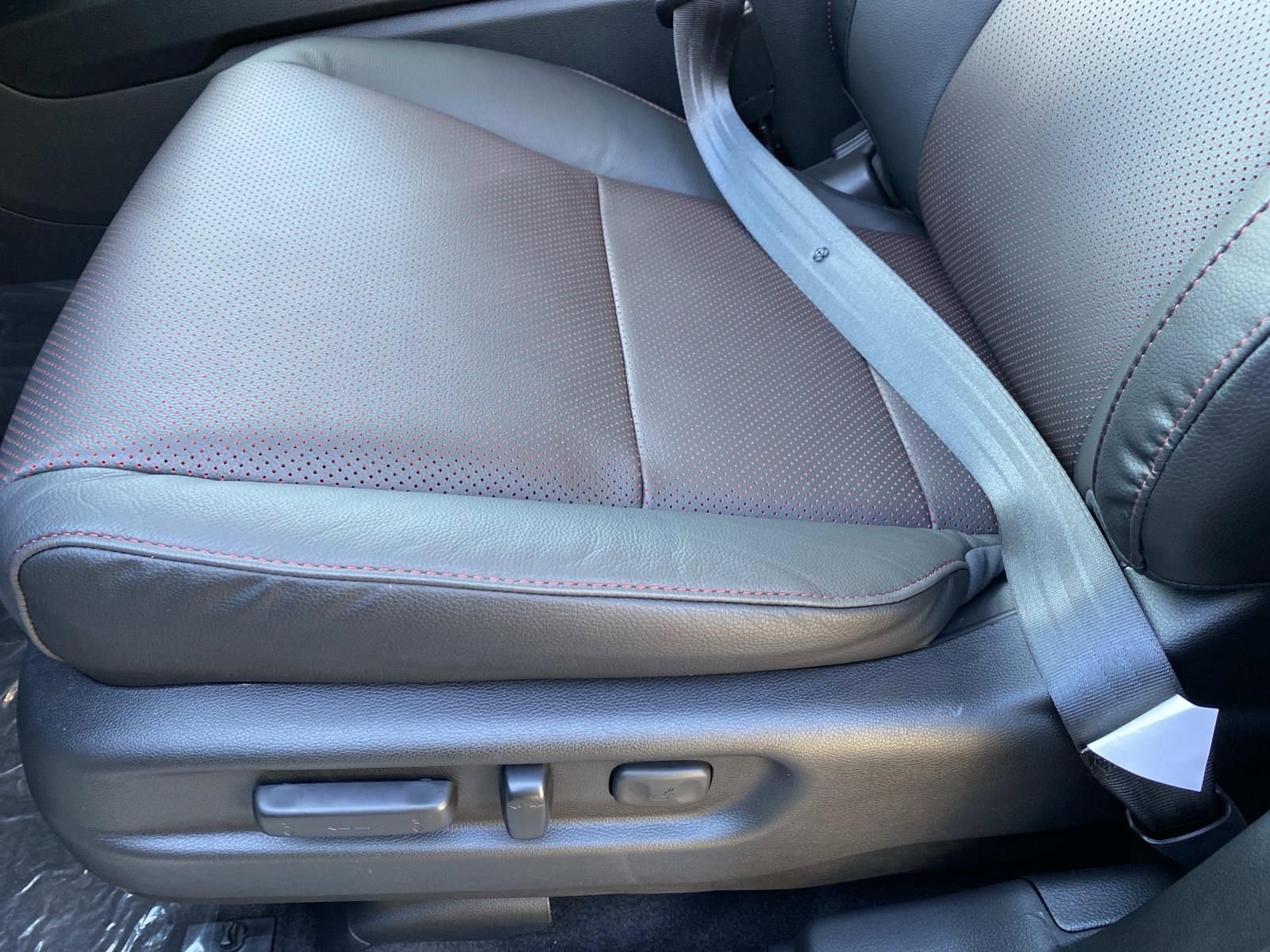 New 2026 Honda Ridgeline Black Edition image 12