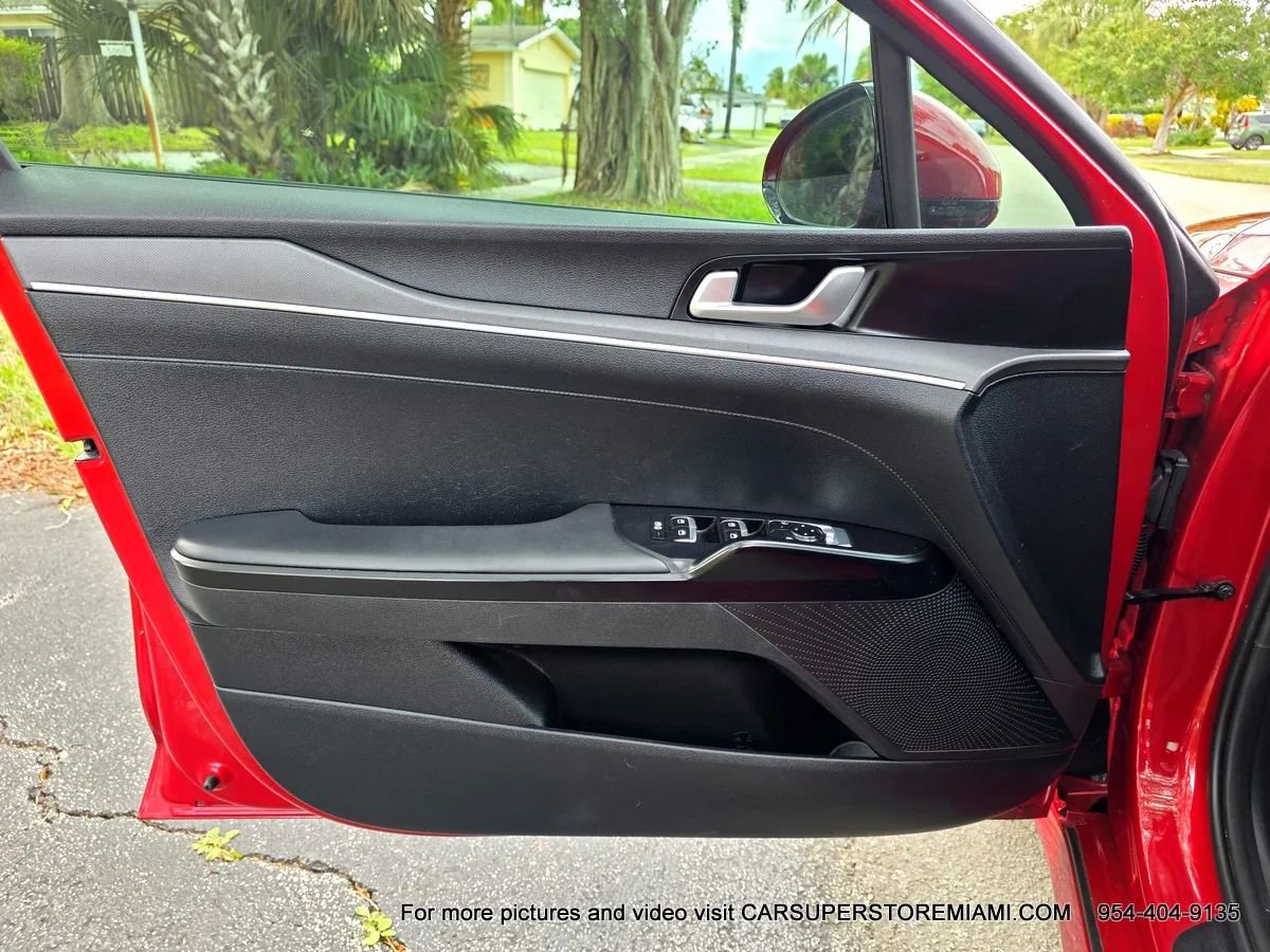 Used 2025 Kia K5 LXS image 25