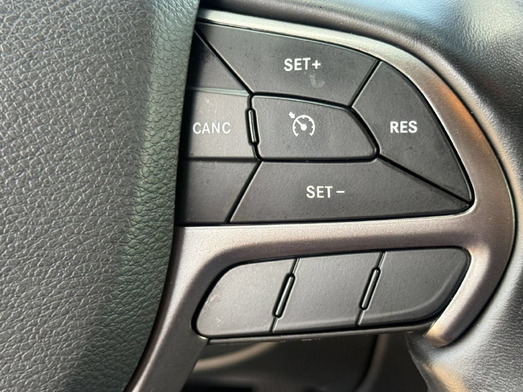 Used 2021 Jeep Grand Cherokee Limited X AWD/4WD image 21