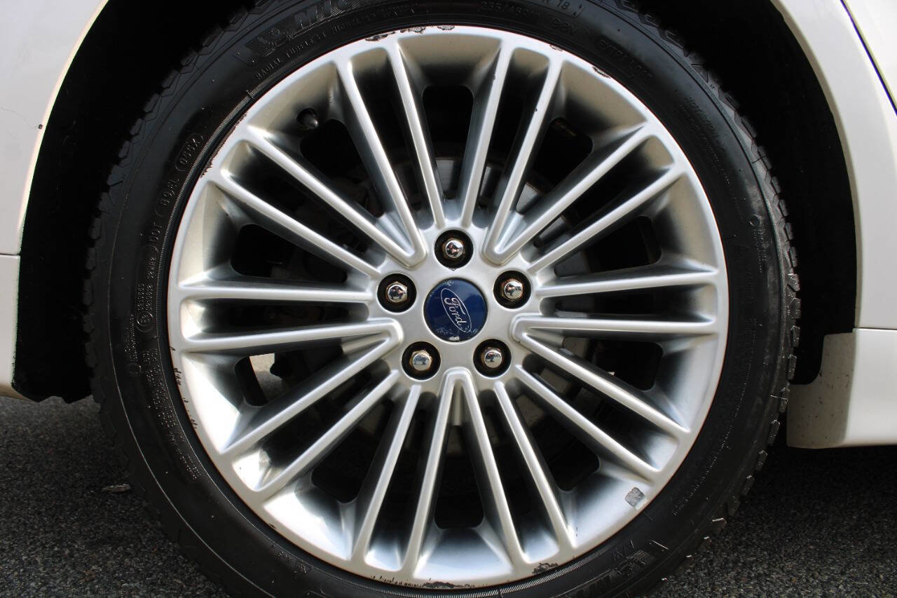 Used 2014 Ford Fusion SE w/ Equipment Group 202A image 20