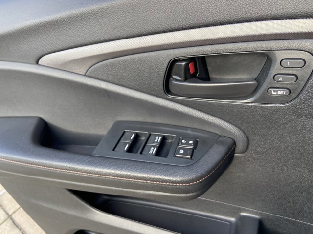 Used 2023 Honda Passport TrailSport image 52