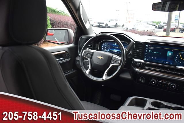 Used 2023 Chevrolet Silverado 1500 LT AWD/4WD image 24