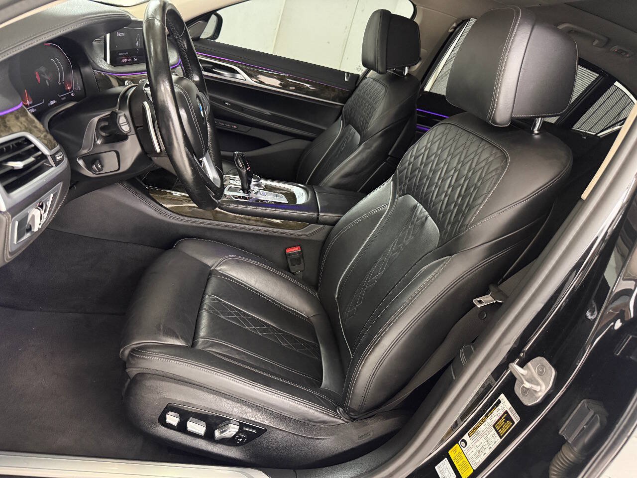 Used 2021 BMW 740i w/ Premium Package RWD image 45