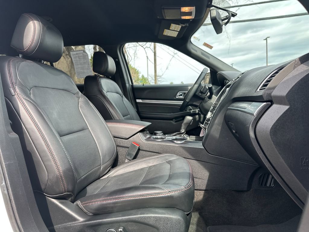Used 2017 Ford Explorer Sport AWD/4WD image 16