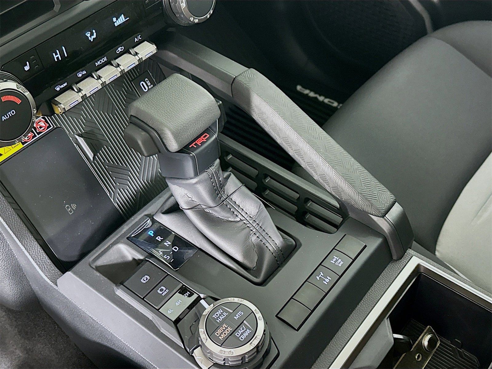 New 2025 Toyota Tacoma TRD Off-Road image 17