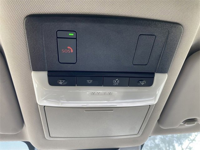 Used 2023 Nissan Rogue SV image 25