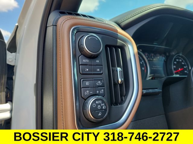 Certified 2019 Chevrolet Silverado 1500 High Country w/ High Country Premium Package AWD/4WD image 16