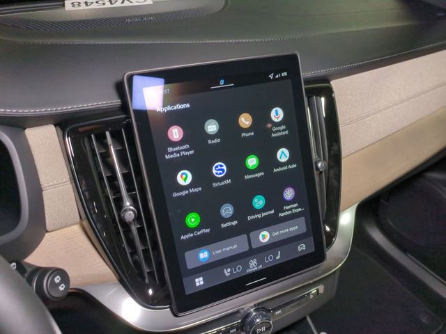 New 2026 Volvo XC90 B6 Plus w/ Protection Package Premier image 21