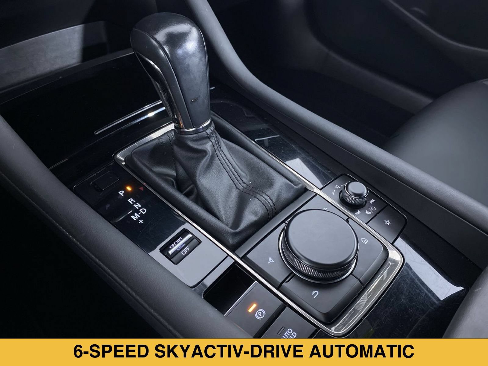 Used 2019 MAZDA MAZDA3 Hatchback w/ Preferred Package FWD image 7