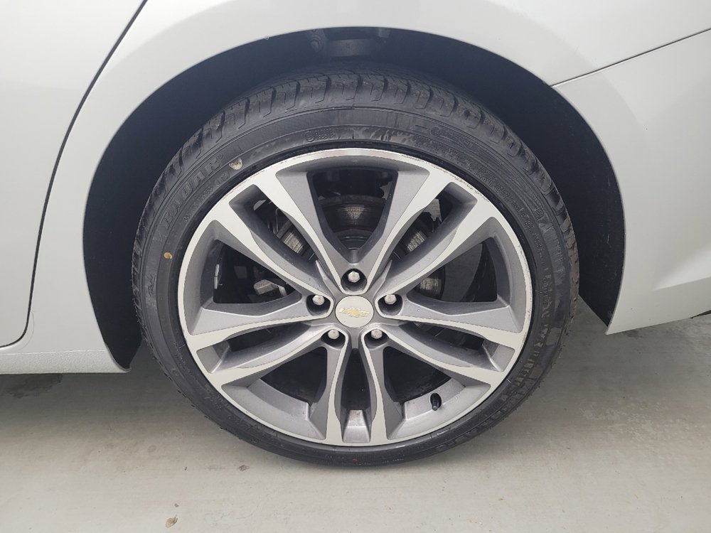 Used 2021 Chevrolet Malibu LT FWD image 31