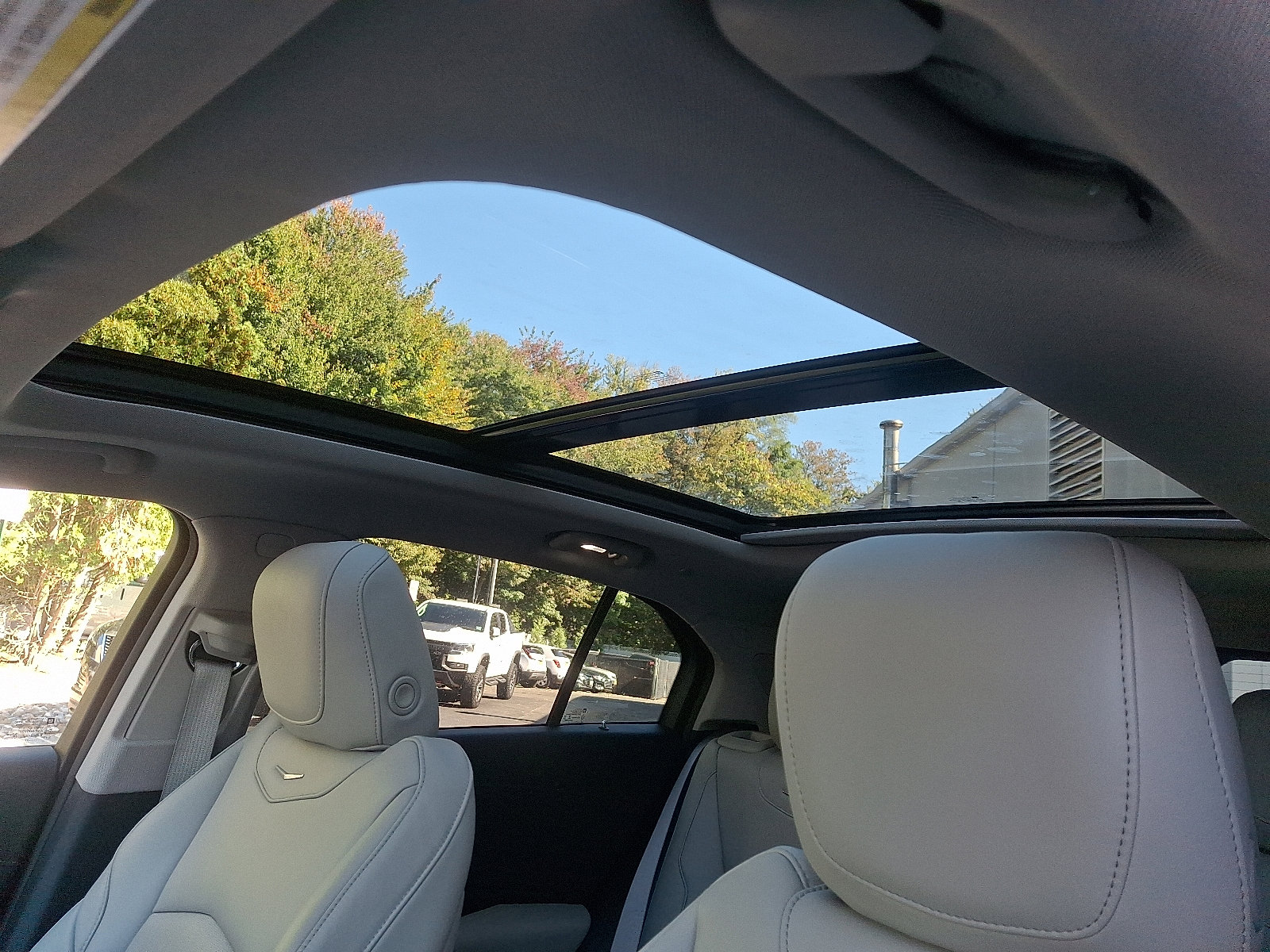 Certified 2021 Cadillac XT4 Premium Luxury image 14