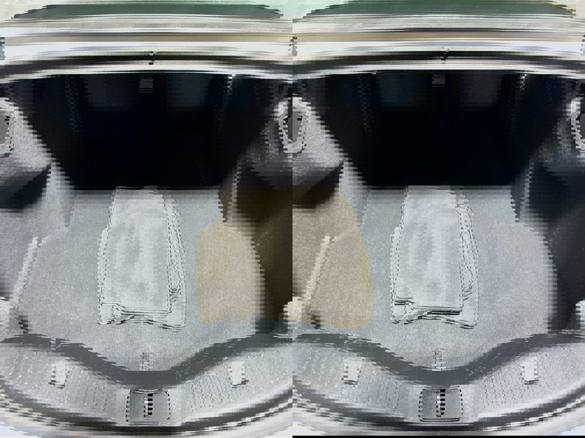 Used 2019 Lincoln MKZ Reserve image 25