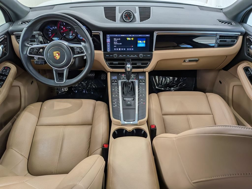 Used 2021 Porsche Macan AWD/4WD image 27